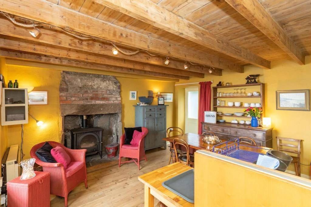 The Cottage By The Sea, Scotland Burnmouth エクステリア 写真